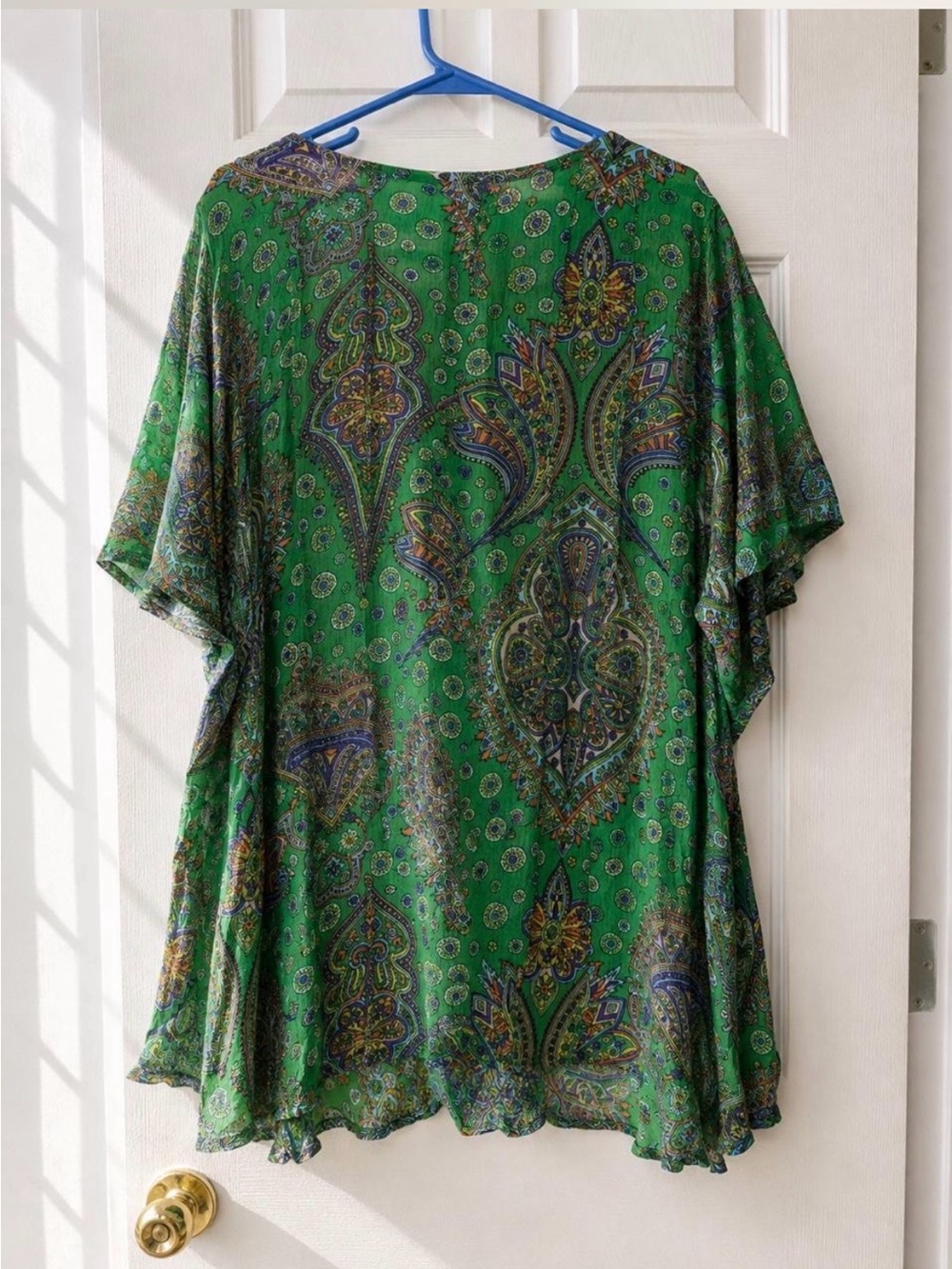 Green Paisley Boho Rayon Flutter Sleeve Blouse Plus Size Denim 24/7 4X - Picture 3 of 5